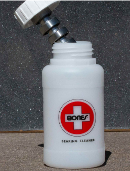 Cleaner bottle for immersing rollerblade bearings